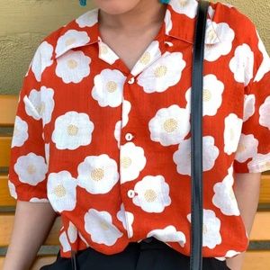 Super cute never worn sunny side up flower shirt